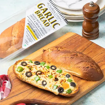 The Baker's Dozen Zero Maida Garlic Bread No Palm Oil No Preservative 100% Wholewheat