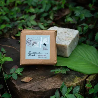 Jasmine & Neroli â€“ Exfoliating Beeswax Soap 135gms | Forest Post