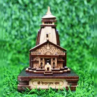 Kedarnath Temple 3D Model Miniature Replica (Pinewood)